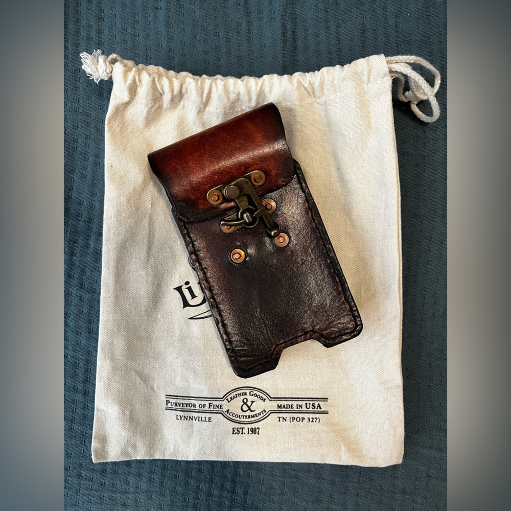 Leather Belt Carrier